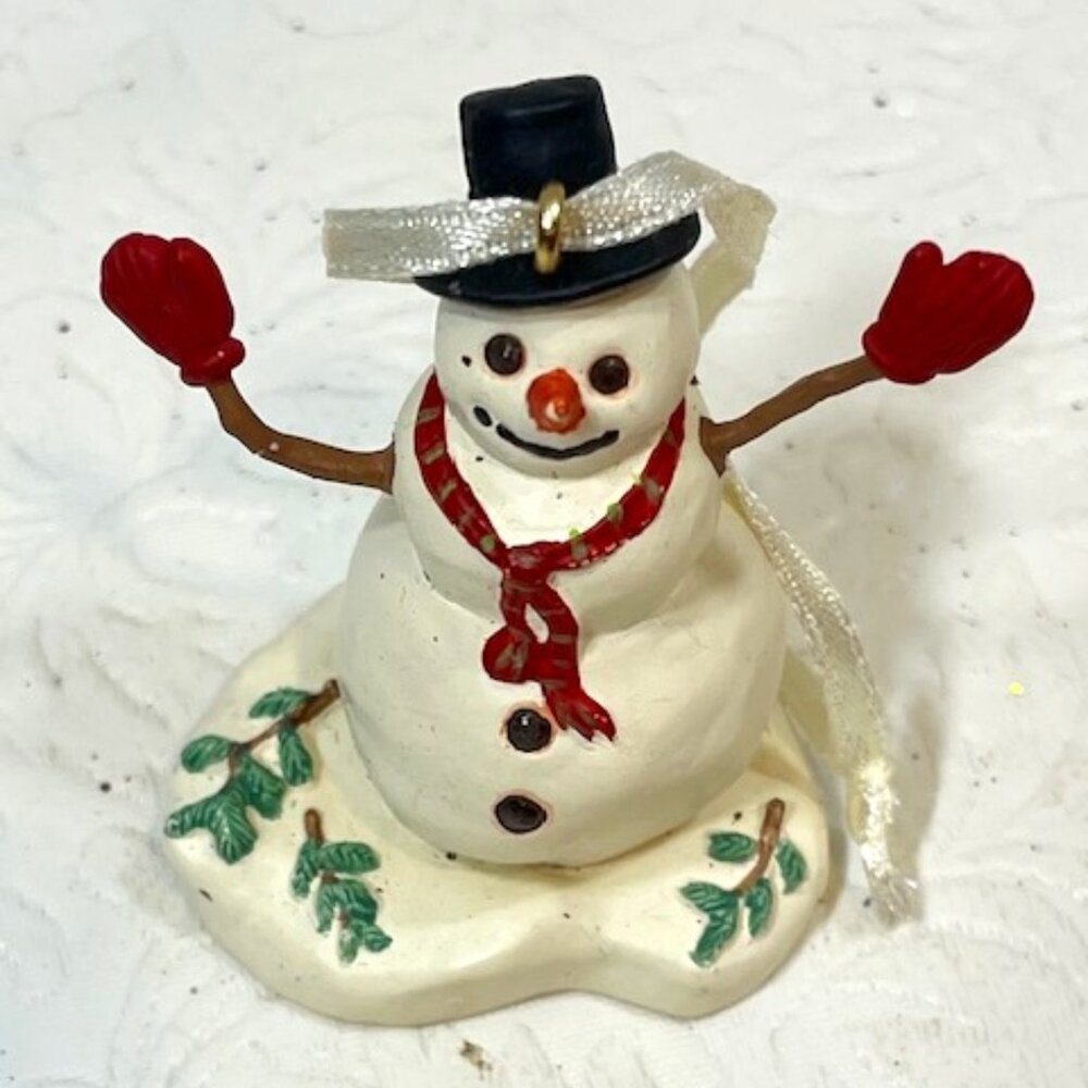 2001 Snowman Hallmark Victorian Christmas Memories Thomas Kinkade Ornament